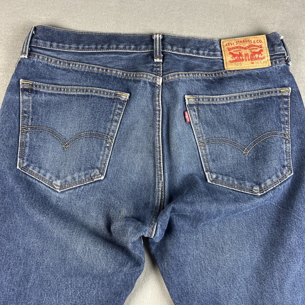 Levi’s 505 Denim Blue Jeans Mens 36x29 Casual Straight Leg Pants Medium Wash - Picture 9 of 14